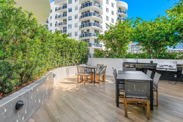 700 NE 24th St 3201, Miami, FL 33137