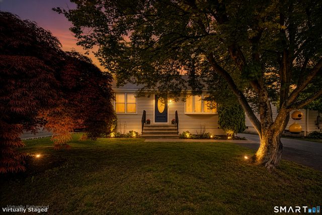 1710 Stratfield Road, Fairfield, CT 06825