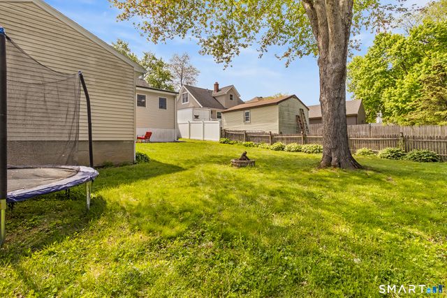 1710 Stratfield Road, Fairfield, CT 06825
