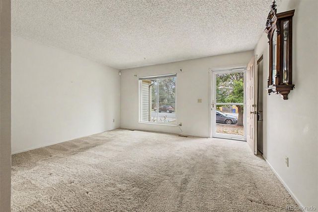 1123 S Lewiston Way, Aurora, CO 80017