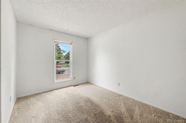 1123 S Lewiston Way, Aurora, CO 80017