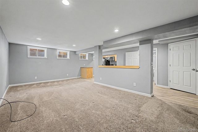 1123 S Lewiston Way, Aurora, CO 80017