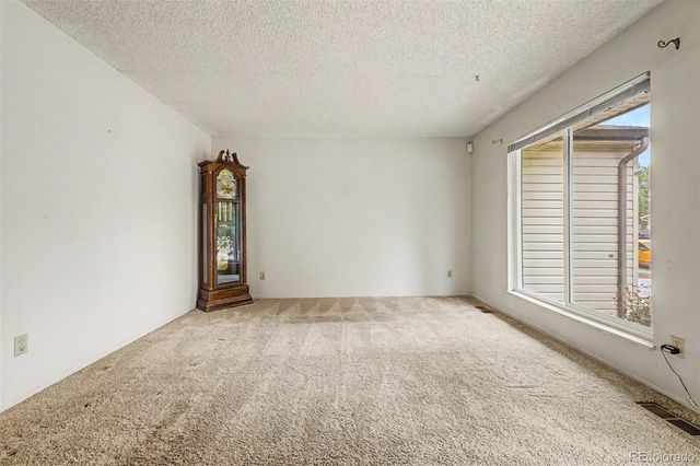 1123 S Lewiston Way, Aurora, CO 80017