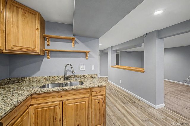 1123 S Lewiston Way, Aurora, CO 80017