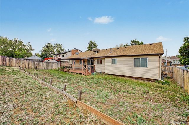 1123 S Lewiston Way, Aurora, CO 80017