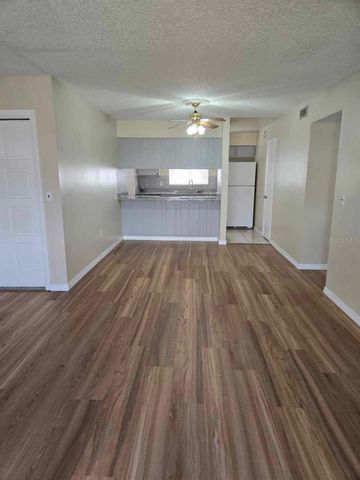 1000 LAKE OF THE WOODS BOULEVARD 201E, Casselberry, FL 32730