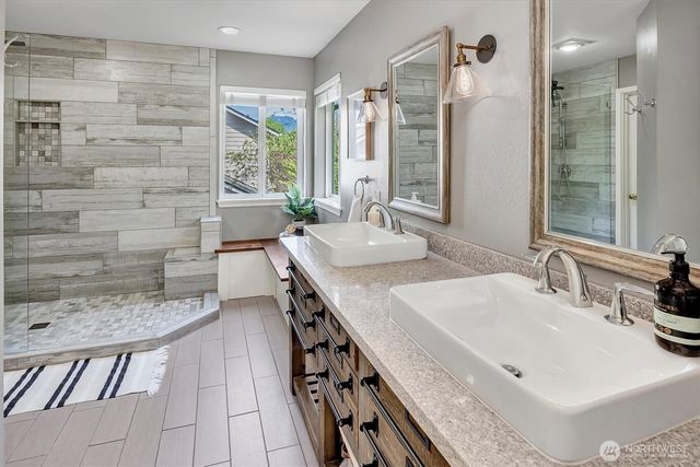 225 SE 10th Circle, North Bend, WA 98045