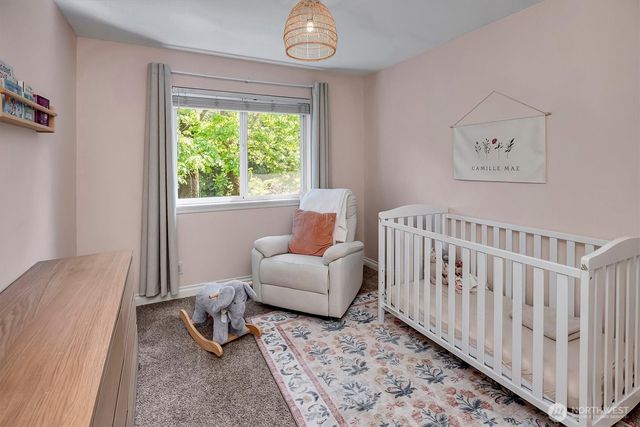 225 SE 10th Circle, North Bend, WA 98045