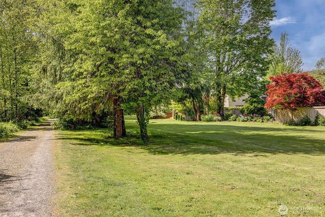 225 SE 10th Circle, North Bend, WA 98045