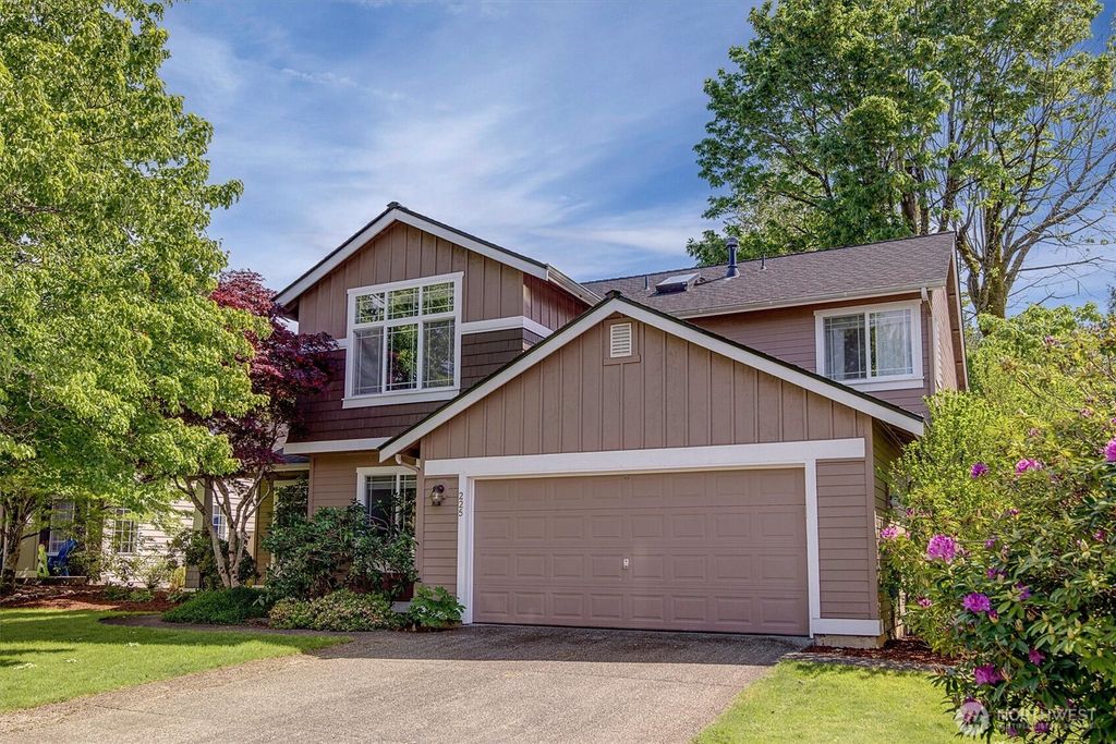 225 SE 10th Circle, North Bend, WA 98045