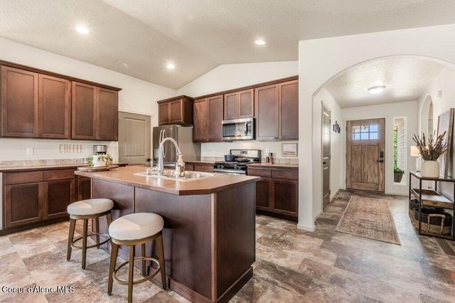 3363 N Woodford ST, Post Falls, ID 83854