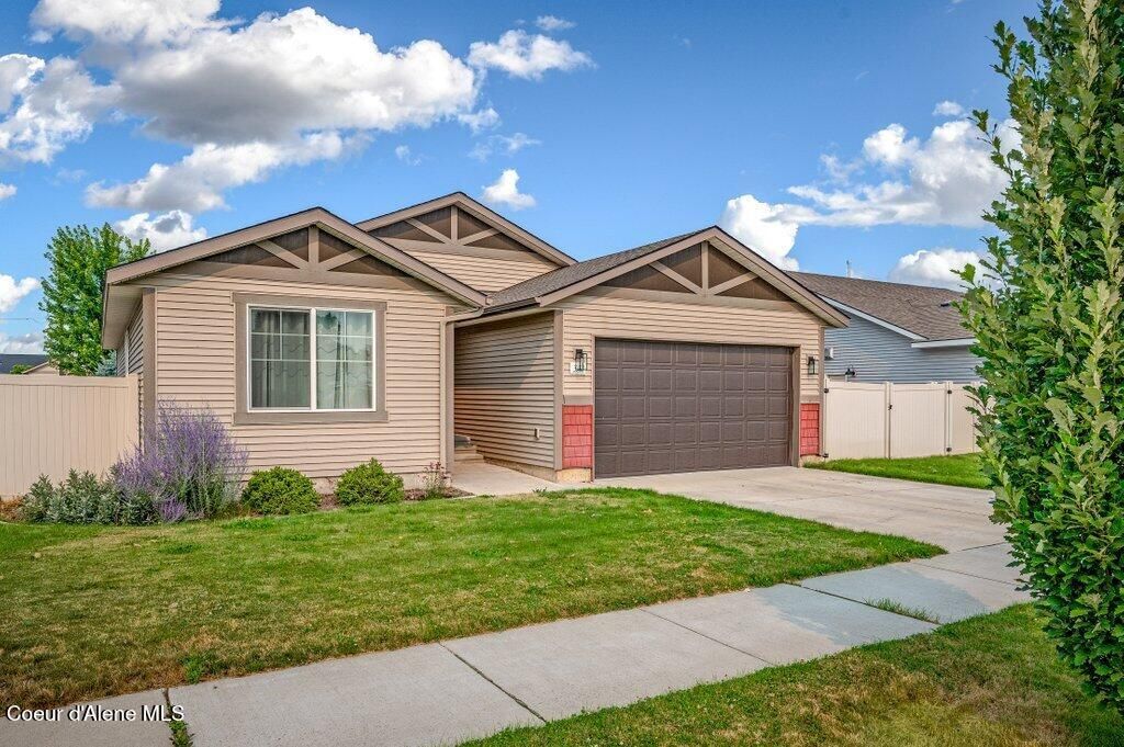 3363 N Woodford ST, Post Falls, ID 83854