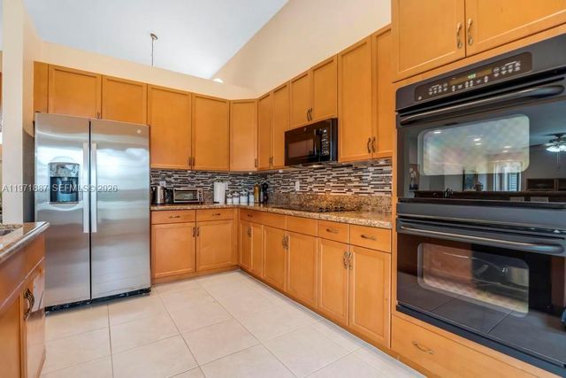 5321 SW 184th Way, Miramar, FL 33029