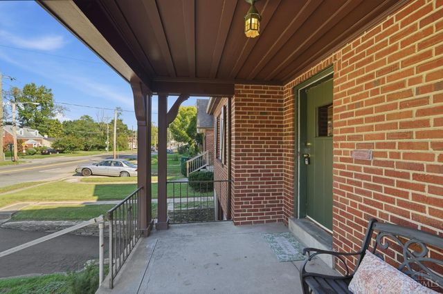 1127 W North Bend Dr, Cincinnati, OH 45224