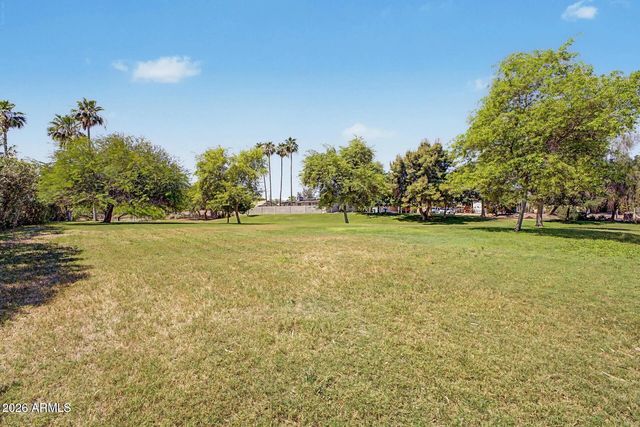 6227 N Litchfield Road 89, Litchfield Park, AZ 85340