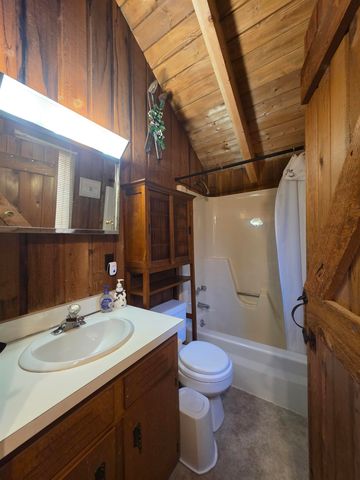 1 Frog Hollow, Wilmington, VT 05363