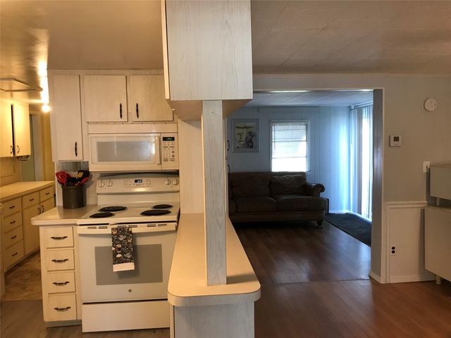 1112 21st St, Okeechobee, FL 34974