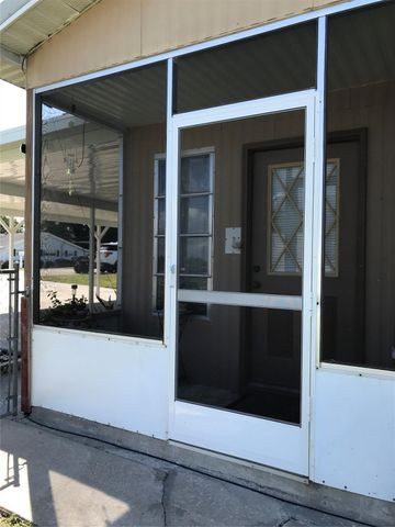 1112 21st St, Okeechobee, FL 34974