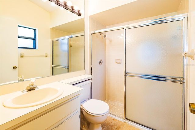 1002 GAMMAGE POINT, Oviedo, FL 32765