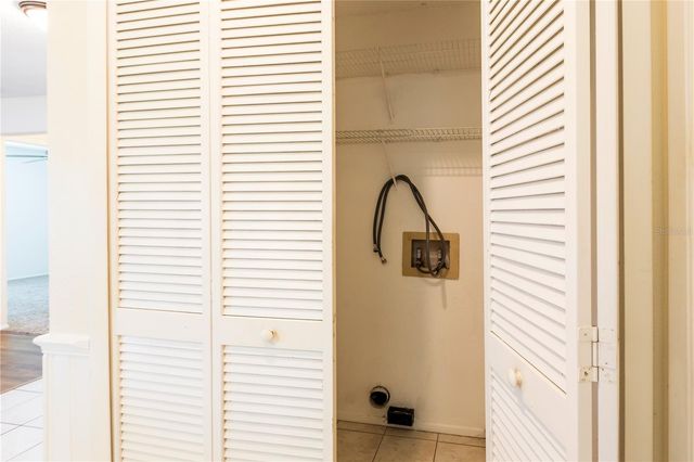 1002 GAMMAGE POINT, Oviedo, FL 32765