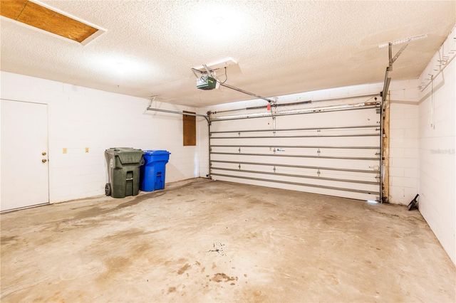 1002 GAMMAGE POINT, Oviedo, FL 32765