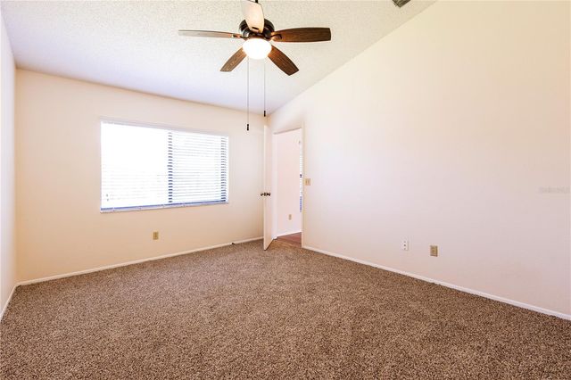 1002 GAMMAGE POINT, Oviedo, FL 32765