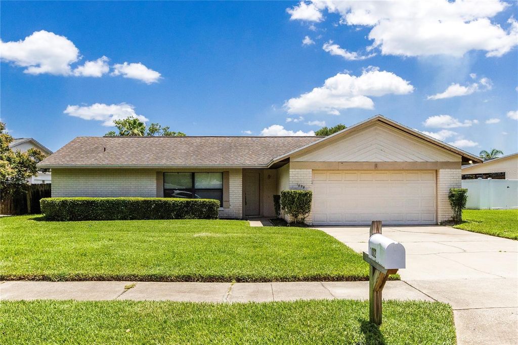 1002 GAMMAGE POINT, Oviedo, FL 32765
