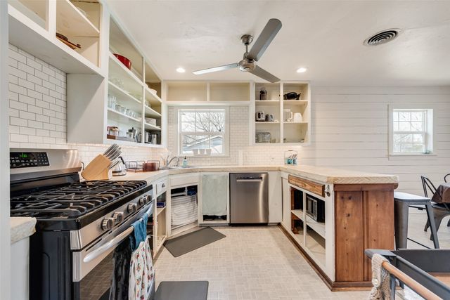 3729 Cheryl Street, Haltom City, TX 76117