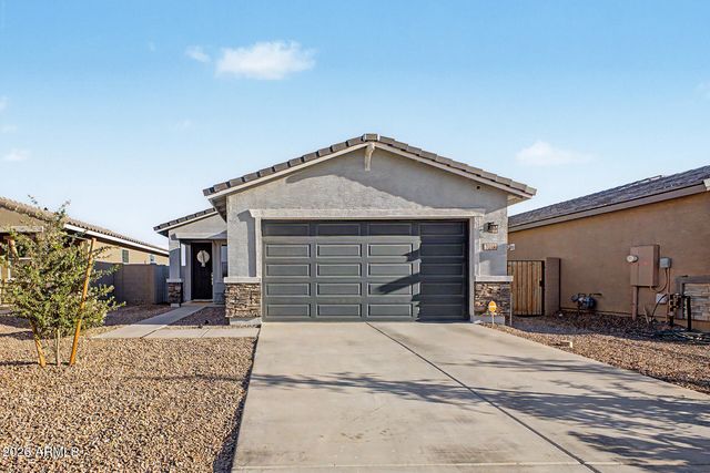 3099 E HAYDEN ROSE Avenue, San Tan Valley, AZ 85143