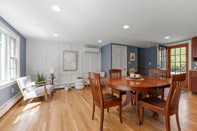 93 Nashoba Rd, Concord, MA 01742