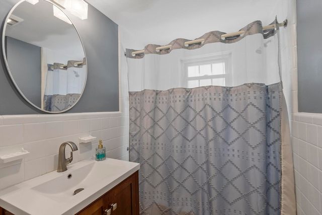 93 Nashoba Rd, Concord, MA 01742