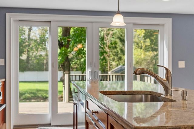 93 Nashoba Rd, Concord, MA 01742