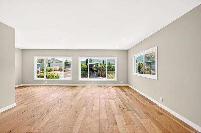 8301 Mission gorge Road 64, Santee, CA 92071