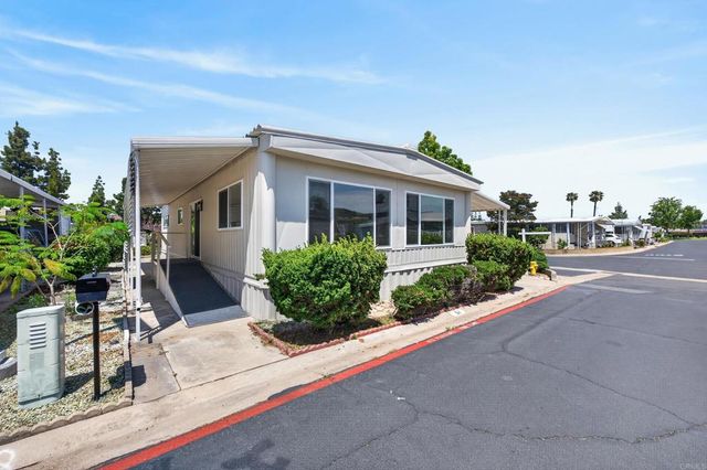 8301 Mission gorge Road 64, Santee, CA 92071