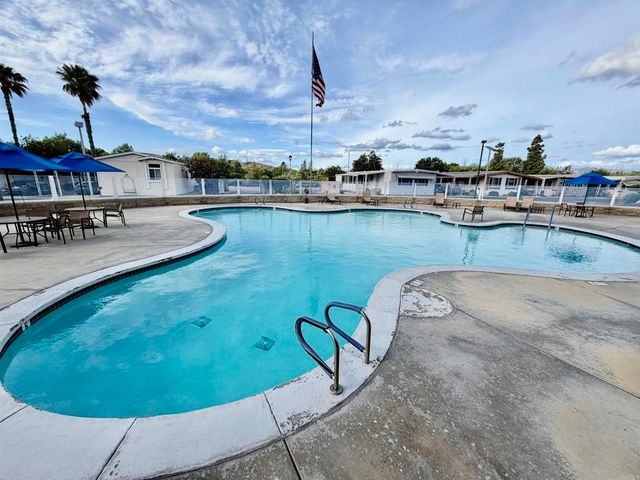 8301 Mission gorge Road 64, Santee, CA 92071
