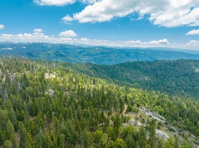 42096 Majestic Lane, Shaver Lake, CA 93664