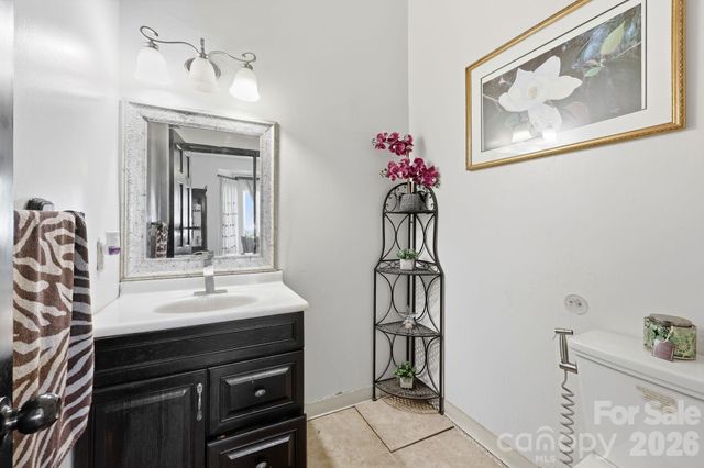 1803 Wilton Gate Drive, Charlotte, NC 28262