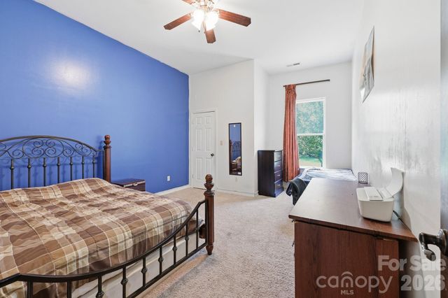 1803 Wilton Gate Drive, Charlotte, NC 28262