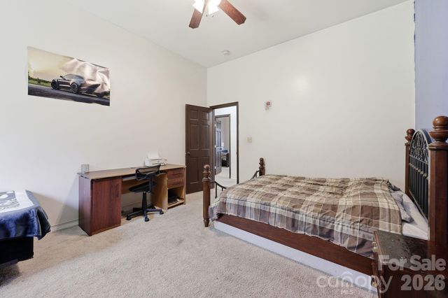 1803 Wilton Gate Drive, Charlotte, NC 28262