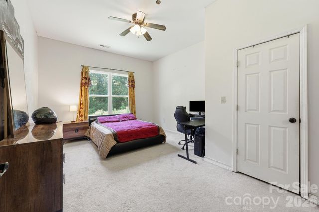 1803 Wilton Gate Drive, Charlotte, NC 28262
