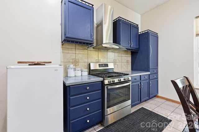 1803 Wilton Gate Drive, Charlotte, NC 28262