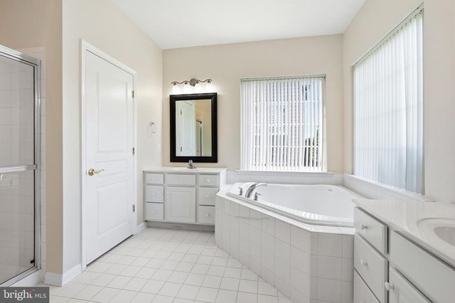 75 SHIPPS WAY, Delanco, NJ 08075