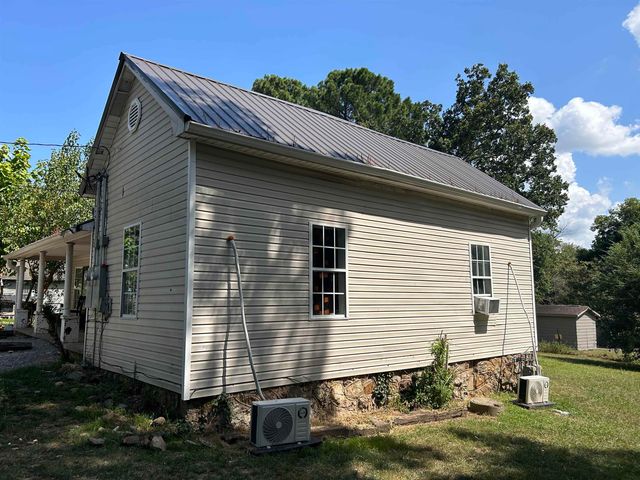 613 W Pine Street, Pocahontas, AR 72455