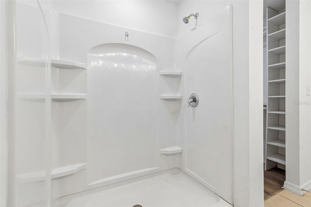 1009 CULBREATH GREEN COURT, Ruskin, FL 33570