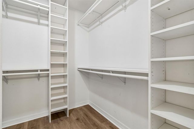 1009 CULBREATH GREEN COURT, Ruskin, FL 33570