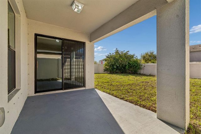 1009 CULBREATH GREEN COURT, Ruskin, FL 33570