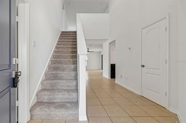 1009 CULBREATH GREEN COURT, Ruskin, FL 33570