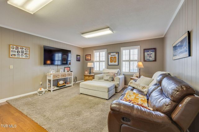 5116 Waterford Drive, Kingsport, TN 37664