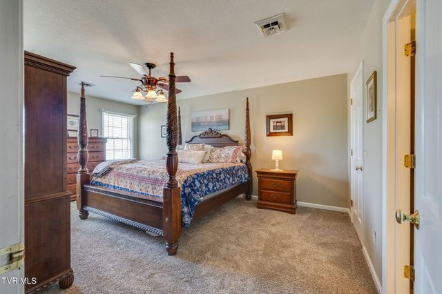 5116 Waterford Drive, Kingsport, TN 37664