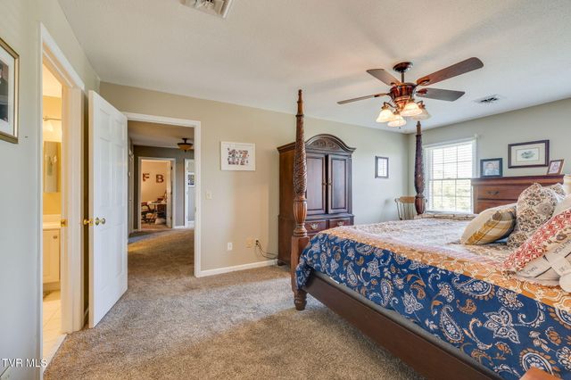 5116 Waterford Drive, Kingsport, TN 37664